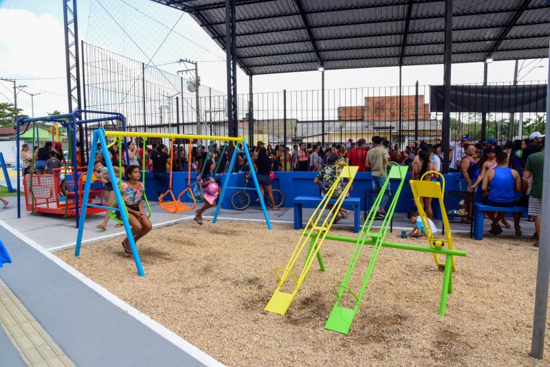 Inauguração da praça professora Maria de Fátima no conjunto Guajará I