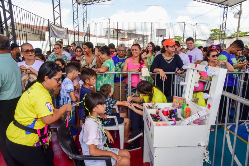 Inauguração da praça professora Maria de Fátima no conjunto Guajará I