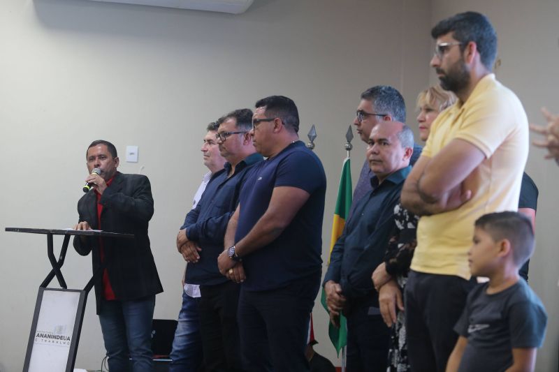 Prefeito de Ananindeua Dr Daniel, assina termo de posse do secretário de pesca e agricultura