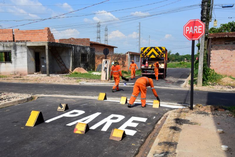 Sinalização Asfáltica na Comunidade Hokkaida no bairro Águas Brancas