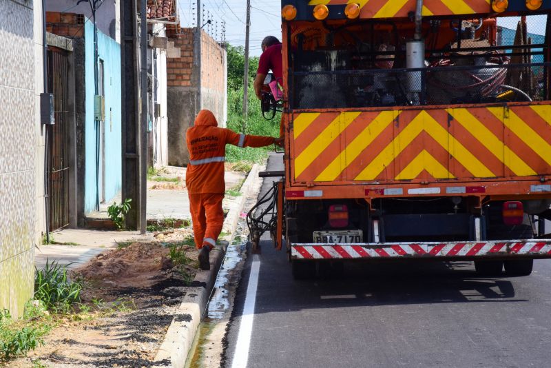 Sinalização Asfáltica na Comunidade Hokkaida no bairro Águas Brancas