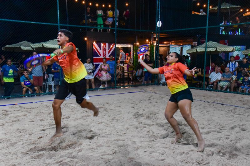 Evento esportivo na Orla de Ananindeua - Projeto Raquetes do Futuro - Beach Tênis e Tênis