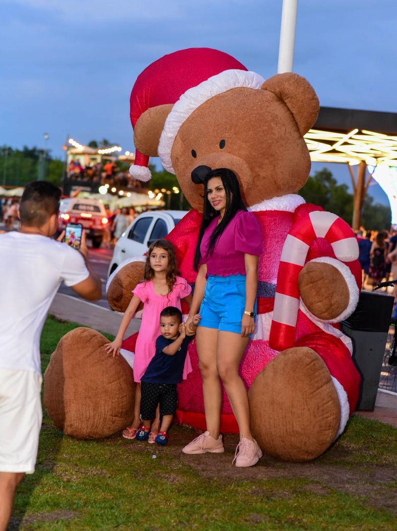 Espetáculo Natalino e Natal de Amor na Orla de Ananindeua