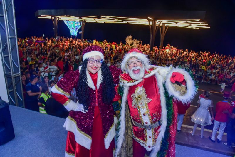 Espetáculo Natalino e Natal de Amor na Orla de Ananindeua