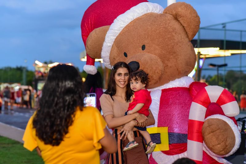 Espetáculo Natalino e Natal de Amor na Orla de Ananindeua