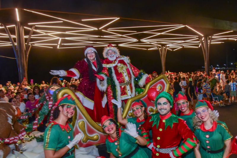 Espetáculo Natalino e Natal de Amor na Orla de Ananindeua