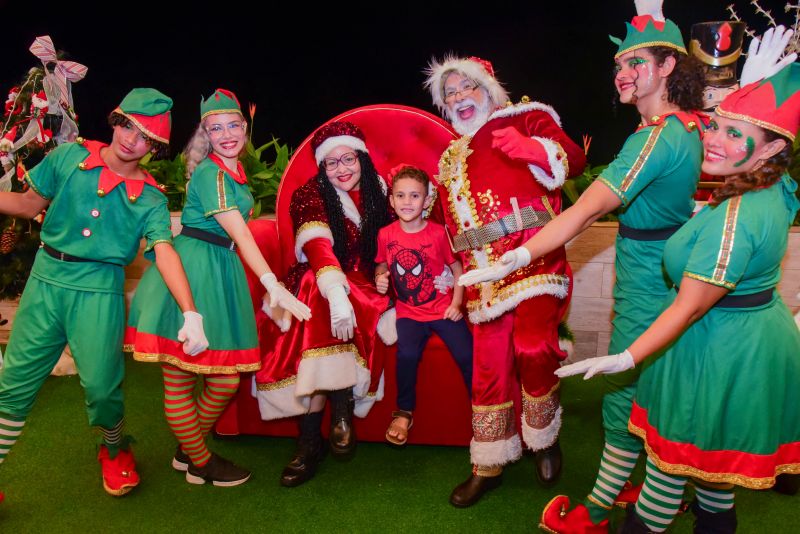 Espetáculo Natalino e Natal de Amor na Orla de Ananindeua