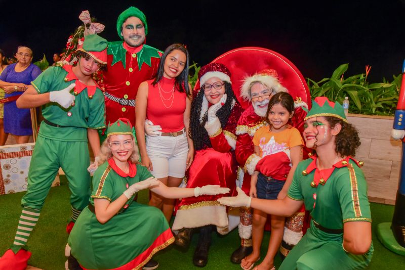 Espetáculo Natalino e Natal de Amor na Orla de Ananindeua