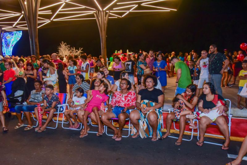 Espetáculo Natalino e Natal de Amor na Orla de Ananindeua