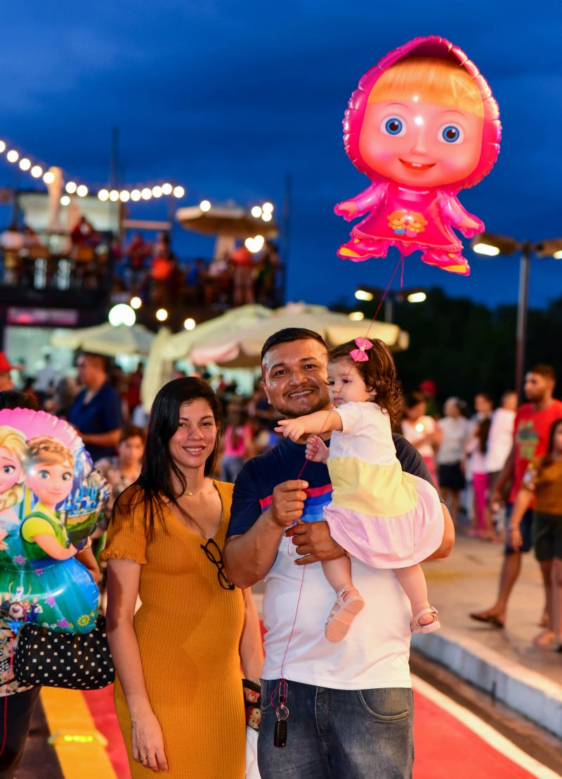 Espetáculo Natalino e Natal de Amor na Orla de Ananindeua