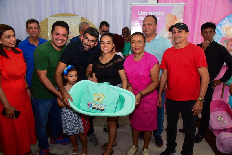 Entrega do Centro de Referência em Assistência Social Estrela Ananin - CRAS. Conjunto Júlia Seffer