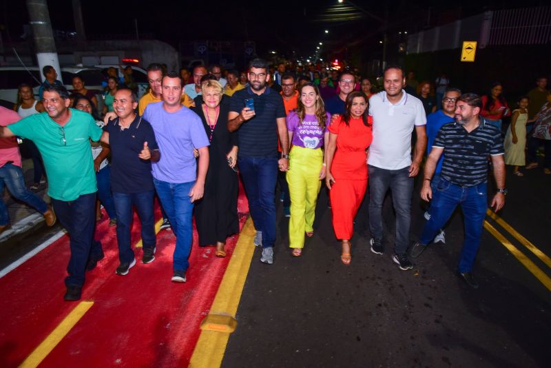 Inauguração da nova avenida Cláudio Sanders no bairro Centro, totalmente Recapeada, sinalizada e com iluminação em led