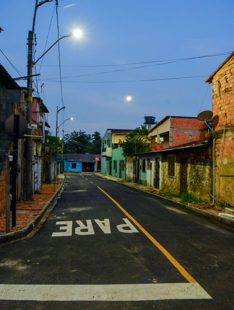 Inauguração das ruas da comunidade Vitória Régia no bairro Distrito Industrial