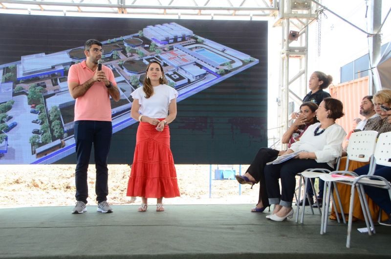 Assinatura de ordem serviço para construção 1ª Escola do Município que funcionará em tempo Integral EMEF Parque Eco Escola