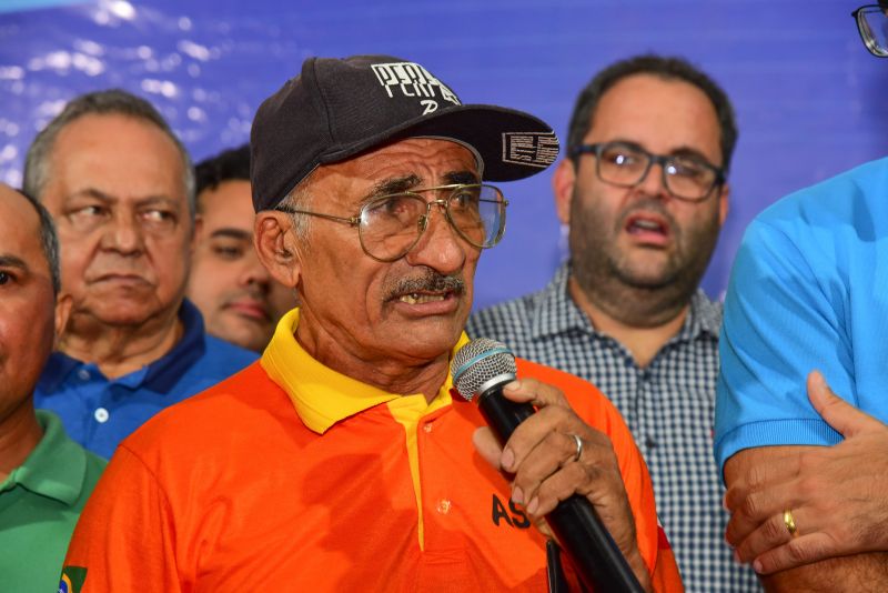 Inauguração Asfáltica da avenida Carlos Prestes no bairro de Águas Lindas