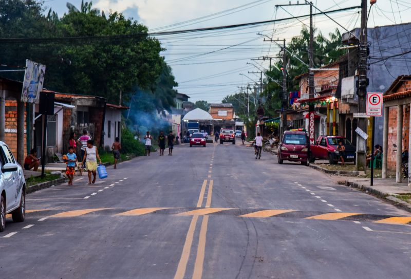 Inauguração Asfáltica da avenida Carlos Prestes no bairro de Águas Lindas