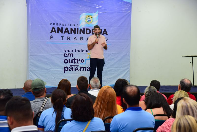 Cerimônia de posse do Conselho Municipal de Assistência Social e Conselho Municipal da Criança e Adolescente na ACIA