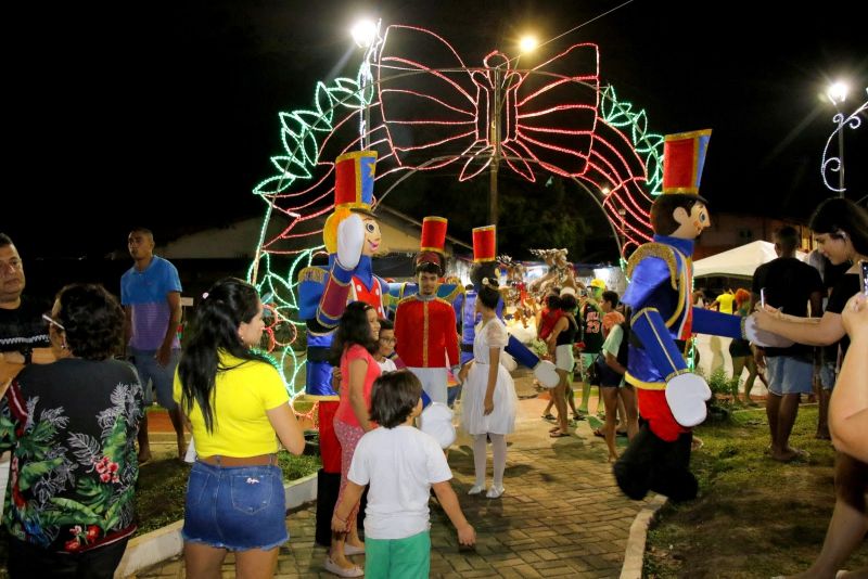 Parada Natalina no Bosque Marajoara no Júlia Seffer