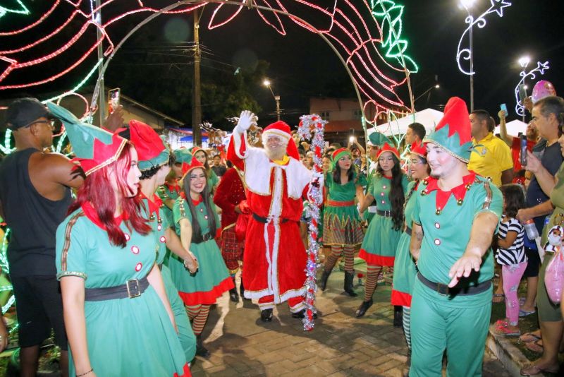 Parada Natalina no Bosque Marajoara no Júlia Seffer