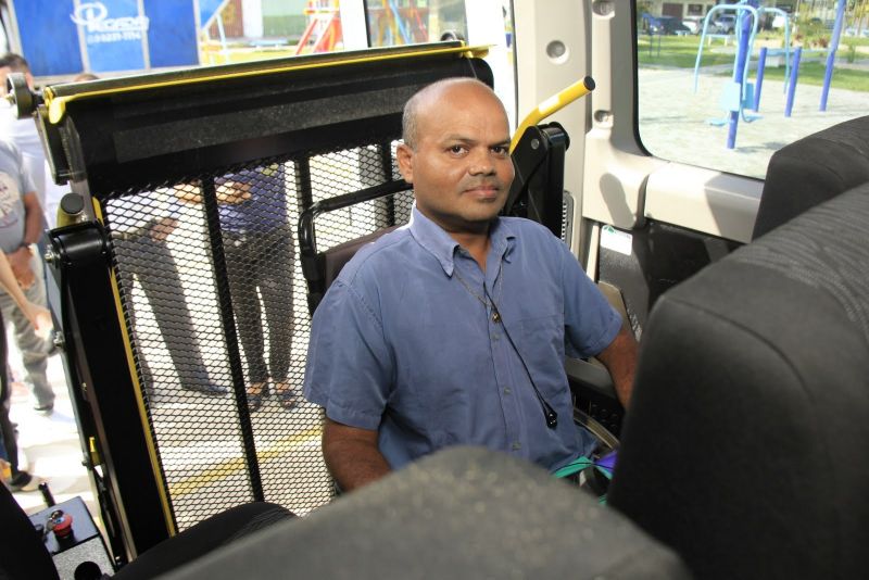 Entrega do Veiculo para Transportar Pacientes em Tratamento de Hemodiálise no bairro Coqueiro