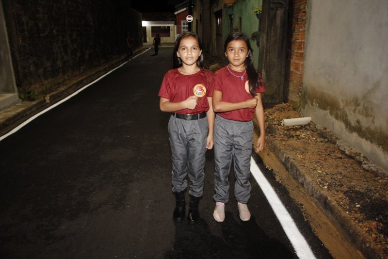 Inauguração de ruas Pavimentadas no Bairro de Águas Lindas. Alameda Bento, passagem Fabiano Rodrigues e passagem Novo Horizonte