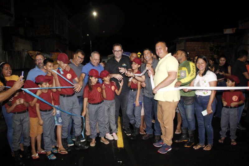 Inauguração de ruas Pavimentadas no Bairro de Águas Lindas. Alameda Bento, passagem Fabiano Rodrigues e passagem Novo Horizonte