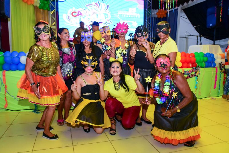 Baile de Máscaras da Melhor Idade no clube Asbep