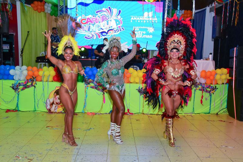 Baile de Máscaras da Melhor Idade no clube Asbep