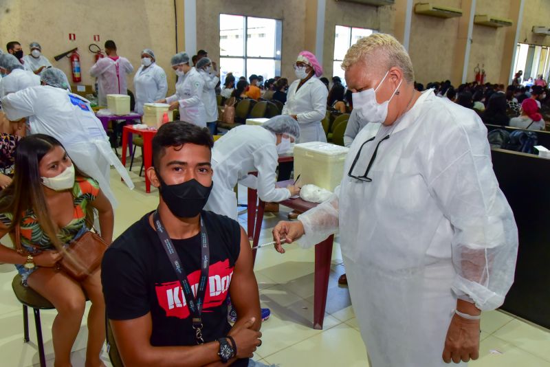 Vacinação Jovens de 18 anos no Templo Labaredas de Fogo