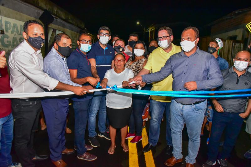 Entrega de Ruas Pavimentadas e com Iluminação Publica em Led no Bairro Curuçambá