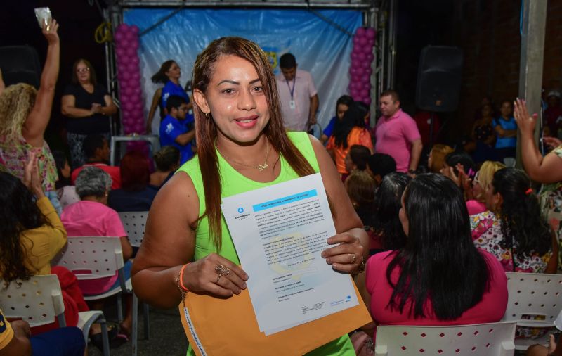 Entrega de Títulos de Propriedade no Conjunto Montes das Oliveiras o bairro 40 Horas