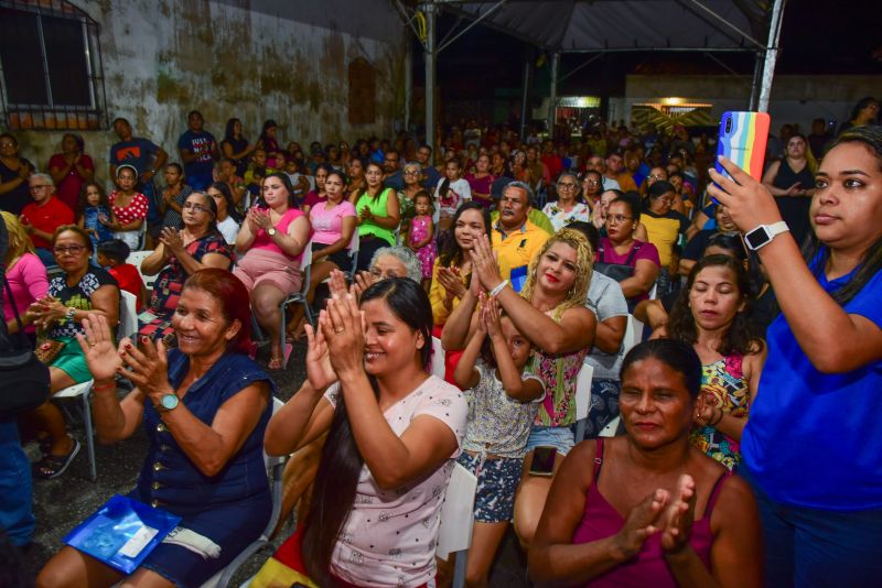 Entrega de Títulos de Propriedade no Conjunto Montes das Oliveiras o bairro 40 Horas