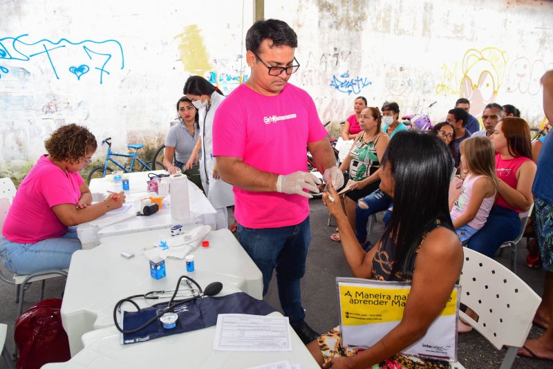 Ação da 6º Edição do Corujão da Saúde na Igreja Cristo Rei no Bairro da Guanabara