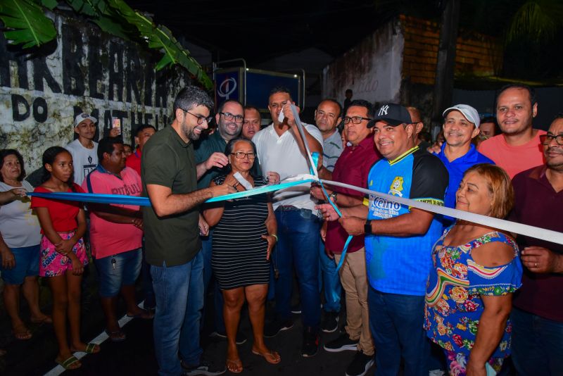 Inauguração da rua Pavimentada, Sinalizada e com Iluminação em Led no Bairro do Jaderlândia