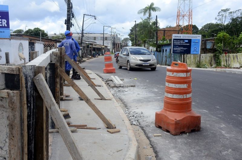 Obras na ponte da rua 2 De Junho com o canal da Toras sendo Concluída – Águas Brancas