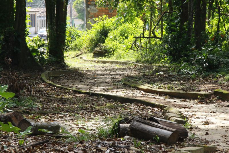 Ato de Assinatura de Ordem de Serviço para Revitalização dos Bosques Marajoara e Uirapurú no conjunto Julia Seffer