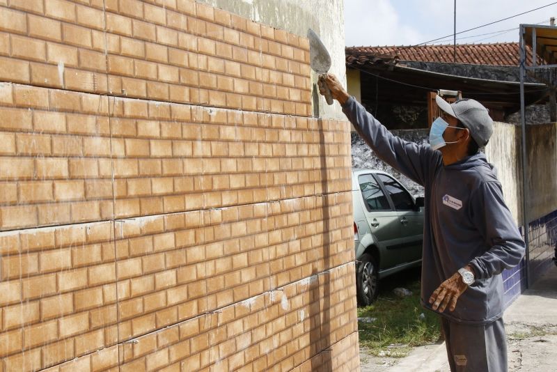 Reforma da escola Clovis de Souza Begot no bairro Águas Lindas