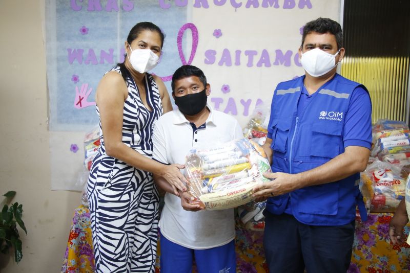 Entrega de cestas básica para os Índios Warao no CRAS Curuçambá