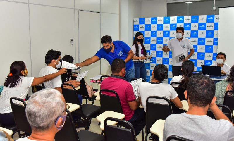 Primeira turma o Curso de Capacitação dos Batedores de Açaí