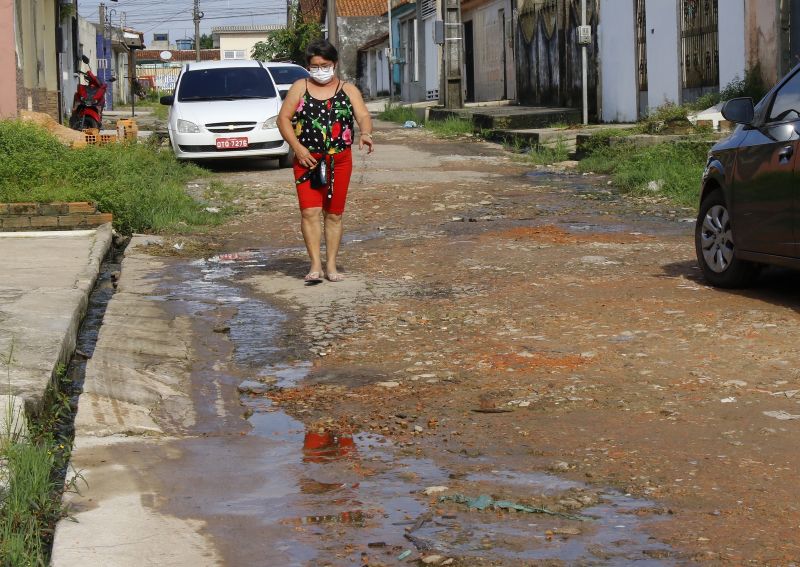 Assinatura de ordem de serviço de recapeamento Asfáltico das ruas da WE 52 a 58