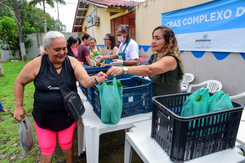 Doação de peixes nos CRAS de Ananindeua