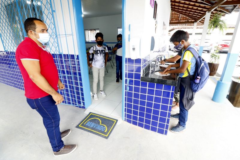 Volta as Aulas Escola Clovis Begot no bairro Águas Lindas