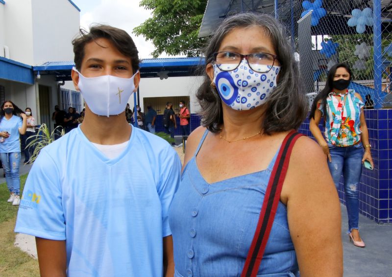 Entrega da Escola José Maria Morais e Silva no bairro Centro