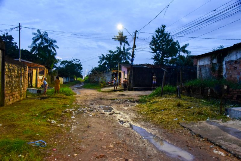 Assinatura de Ordem de Serviço para Pavimentação Asfáltica da Rua José Araújo e das Pass Esperança, Dom Bosco e União e das alamedas José Luis e Bom Jesus