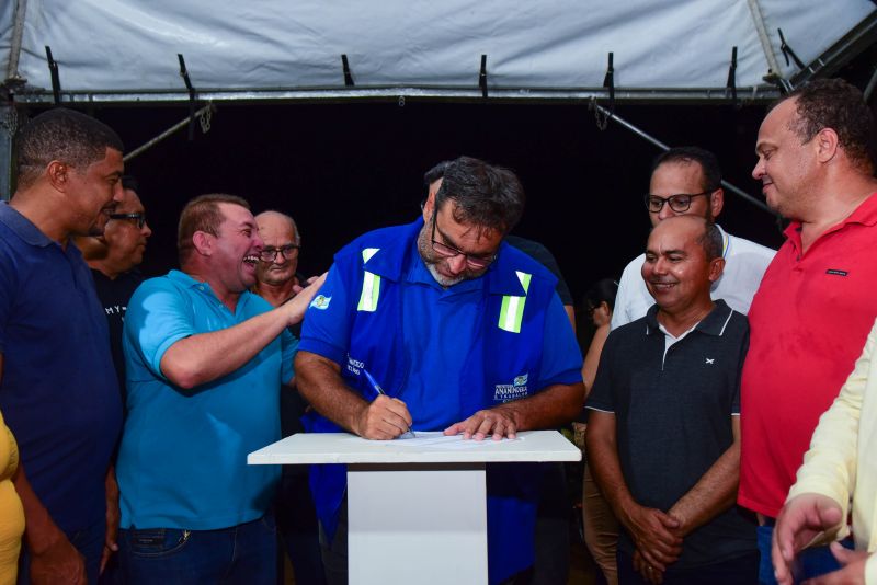 Assinatura de Ordem de Serviço para Pavimentação Asfáltica da Rua José Araújo e das Pass Esperança, Dom Bosco e União e das alamedas José Luis e Bom Jesus