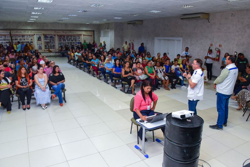 Reunião Prévia com a Comunidade e Secretários, para alinhar ações da 9ª Edição do Prefeitura em Movimento, Igreja Quadrangular Labaredas de Fogo na Cidade Nova II