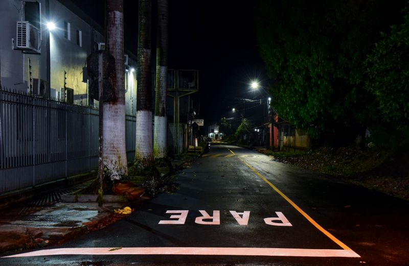 Inauguração Asfáltica com Sinalização Horizontal e Vertical, e com Iluminação em Led da rua Vera Cruz