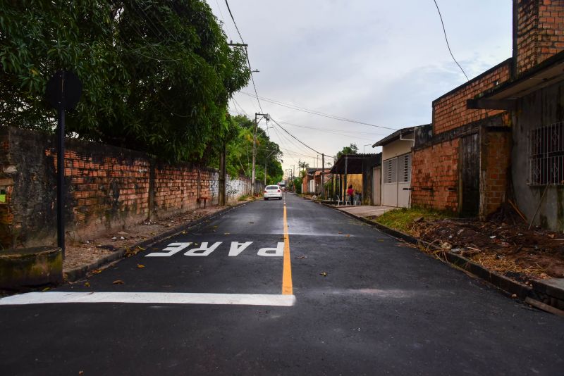 Inauguração Asfáltica das ruas da Comunidade Padre Cícero, Tio Patinhas Área I no bairro Águas Lindas