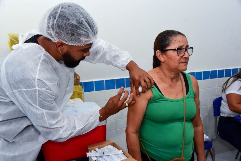 Corujão da Saúde na escola Lúcia Wanderley no bairro Guanabara