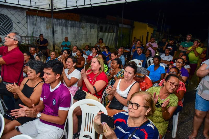 Entrega de Títulos de Propriedade na comunidade Canabrava, Cidade Nova Vll